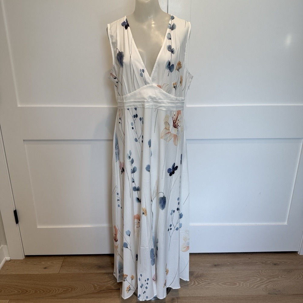 NWT Women's XL WhiteWatercolor Floral Maxi Dress Sleeveless V Neck Empire Waist